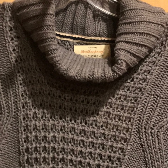 New Weatherproof sweater - Picture 3 of 6